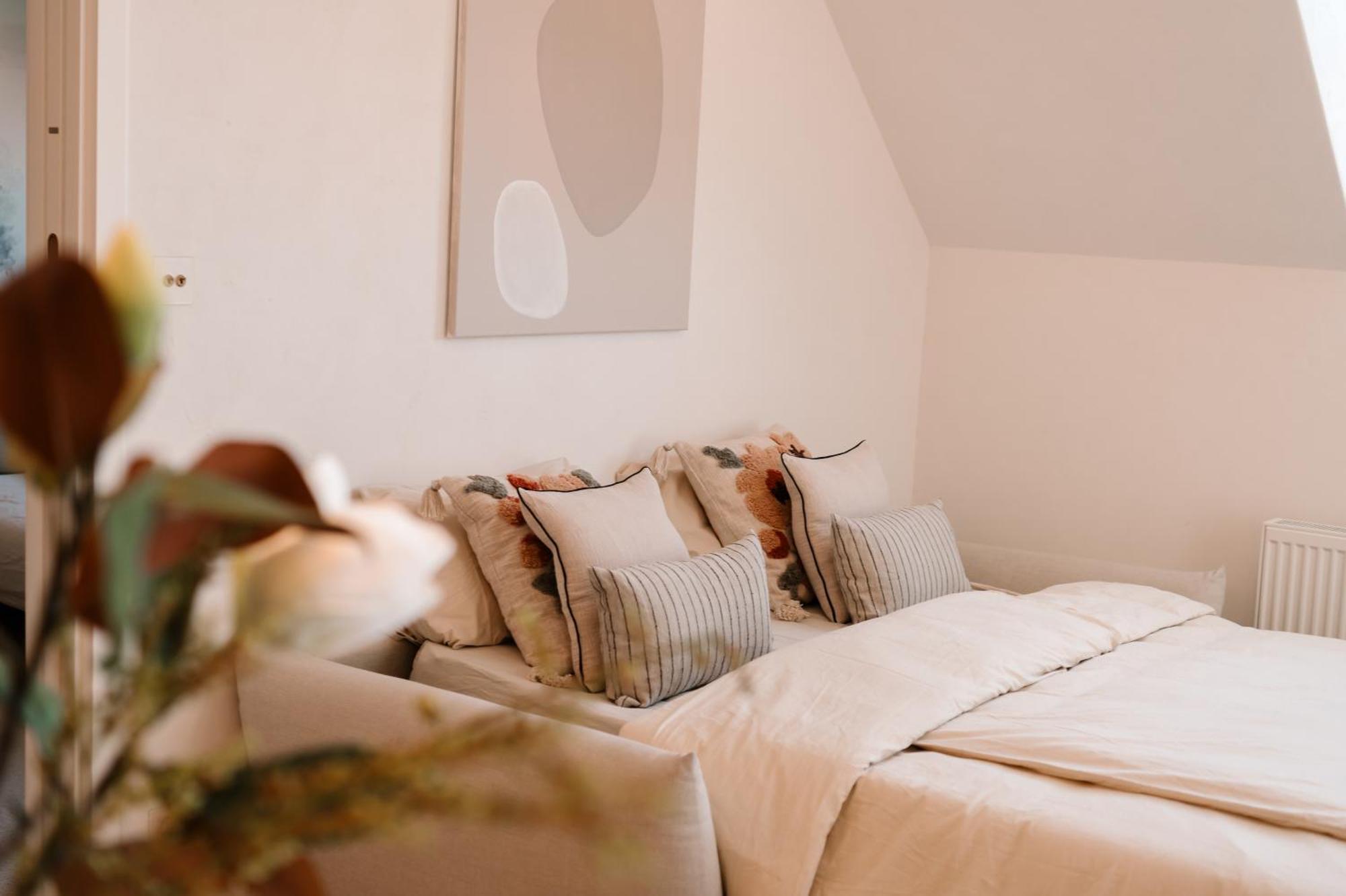 New Design Top-Class Suite Next To The Castle-Free Parking-Terrace ブラチスラヴァ エクステリア 写真